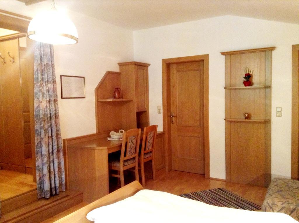 Gasthof Kaiserin Elisabeth Hotel Steyrling Bagian luar foto